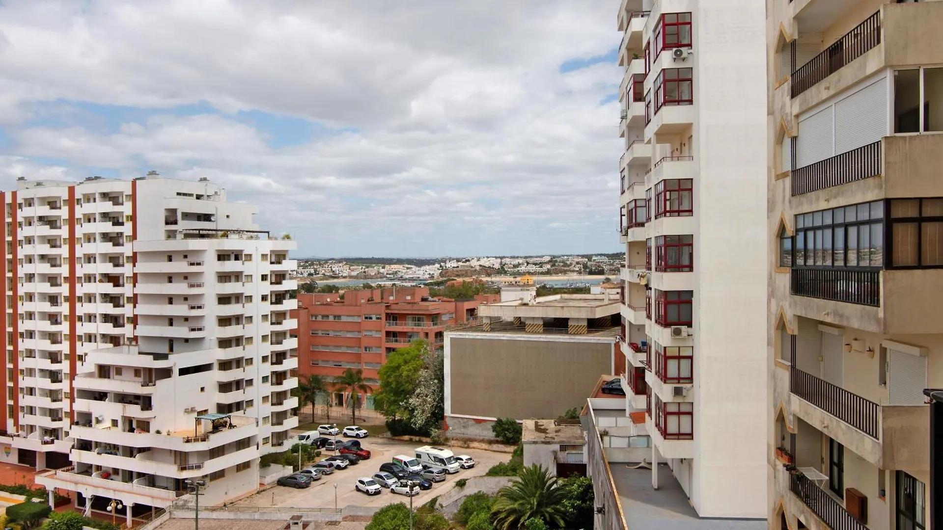 Marina View Apart - Praia Da Rocha ポルティマン 0*,